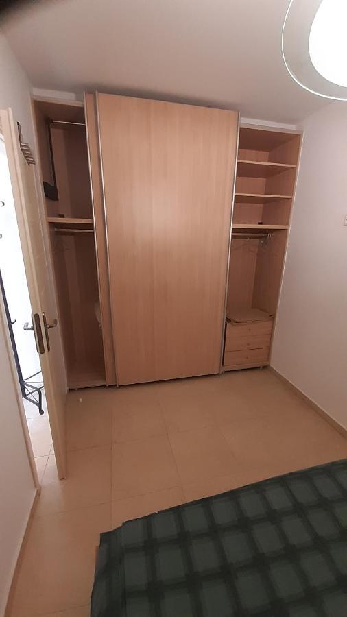 Villa Maria Louiza Near Airport Артемида Екстериор снимка