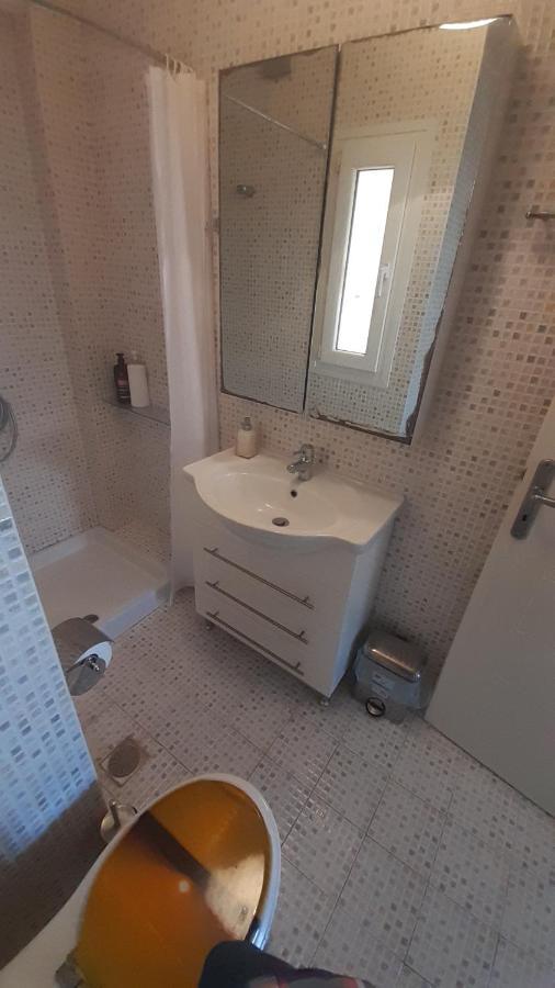 Villa Maria Louiza Near Airport Артемида Екстериор снимка