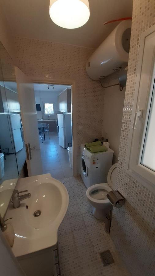 Villa Maria Louiza Near Airport Артемида Екстериор снимка