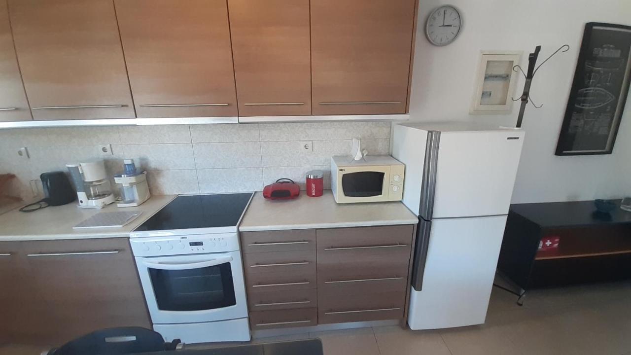 Villa Maria Louiza Near Airport Артемида Екстериор снимка