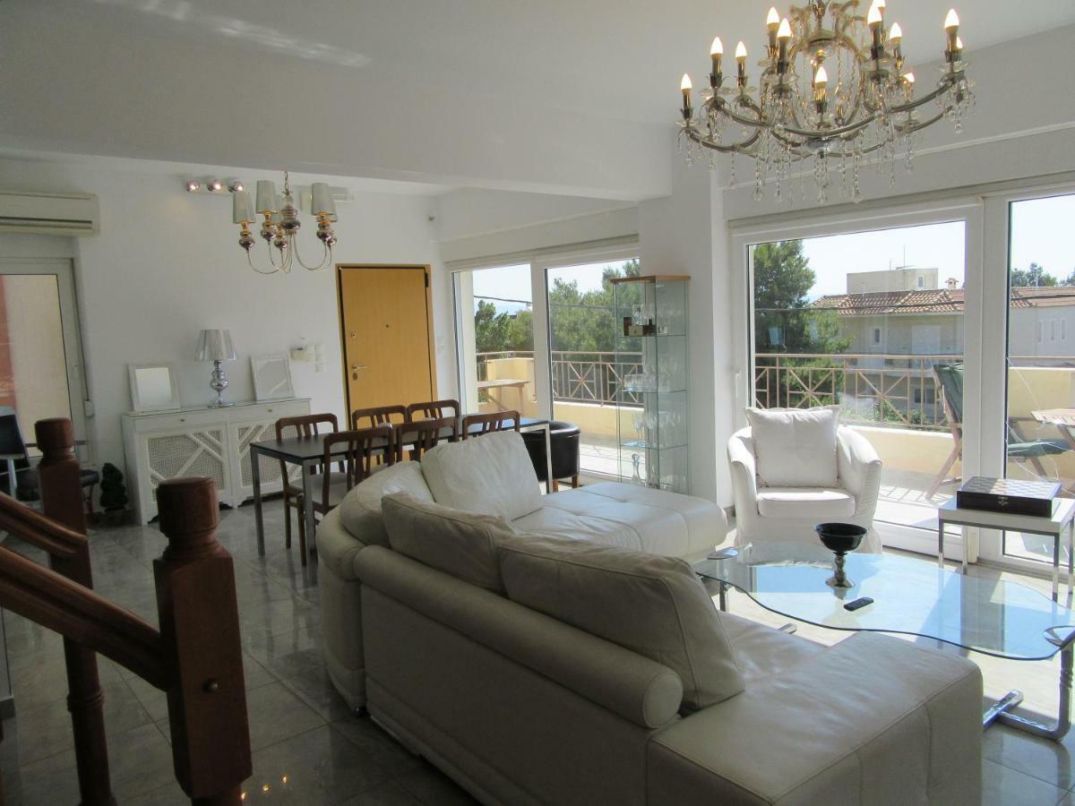 Villa Maria Louiza Near Airport Артемида Екстериор снимка